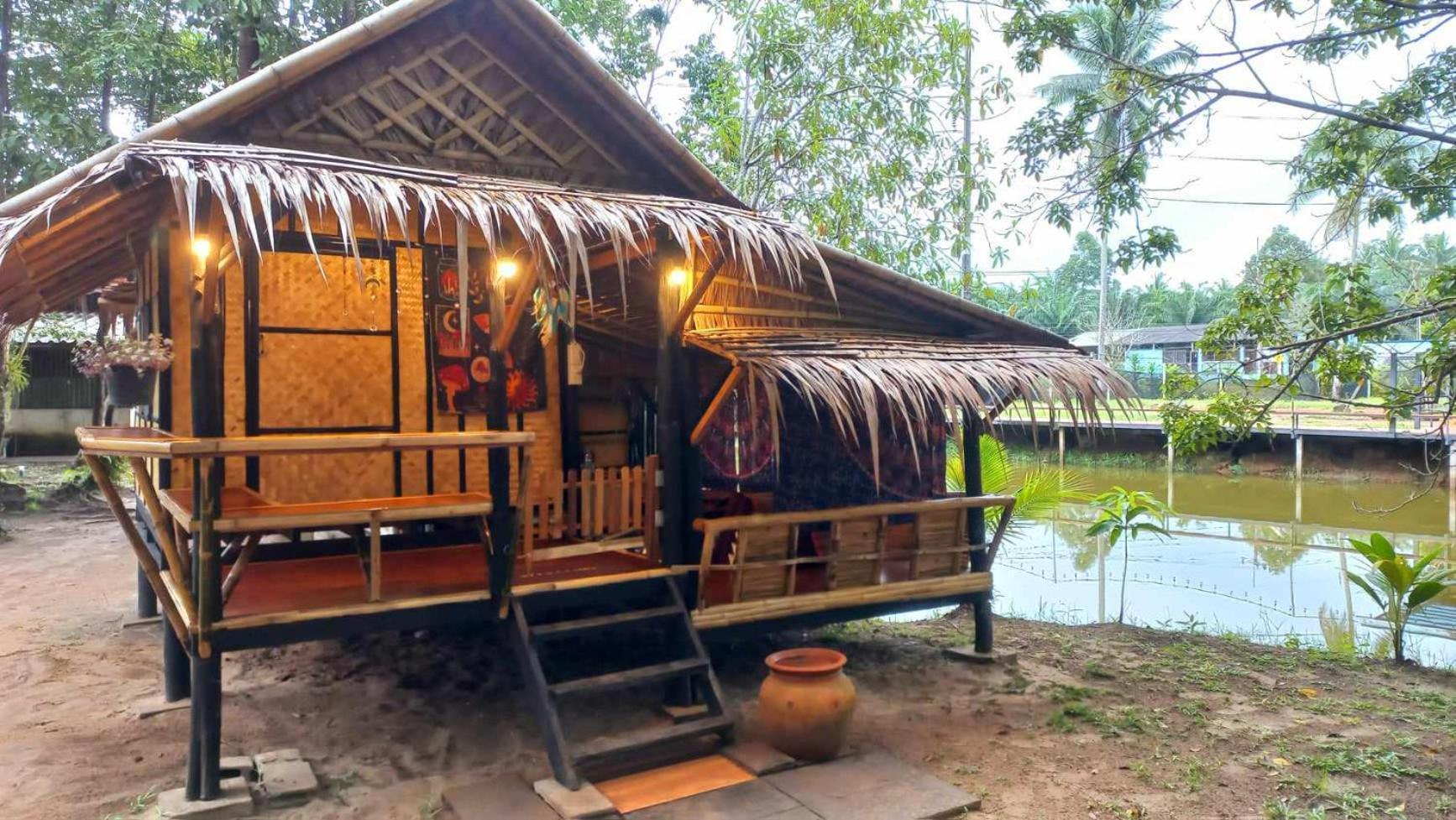 Bar Horizon Hostel Chumphon Eksteriør bilde